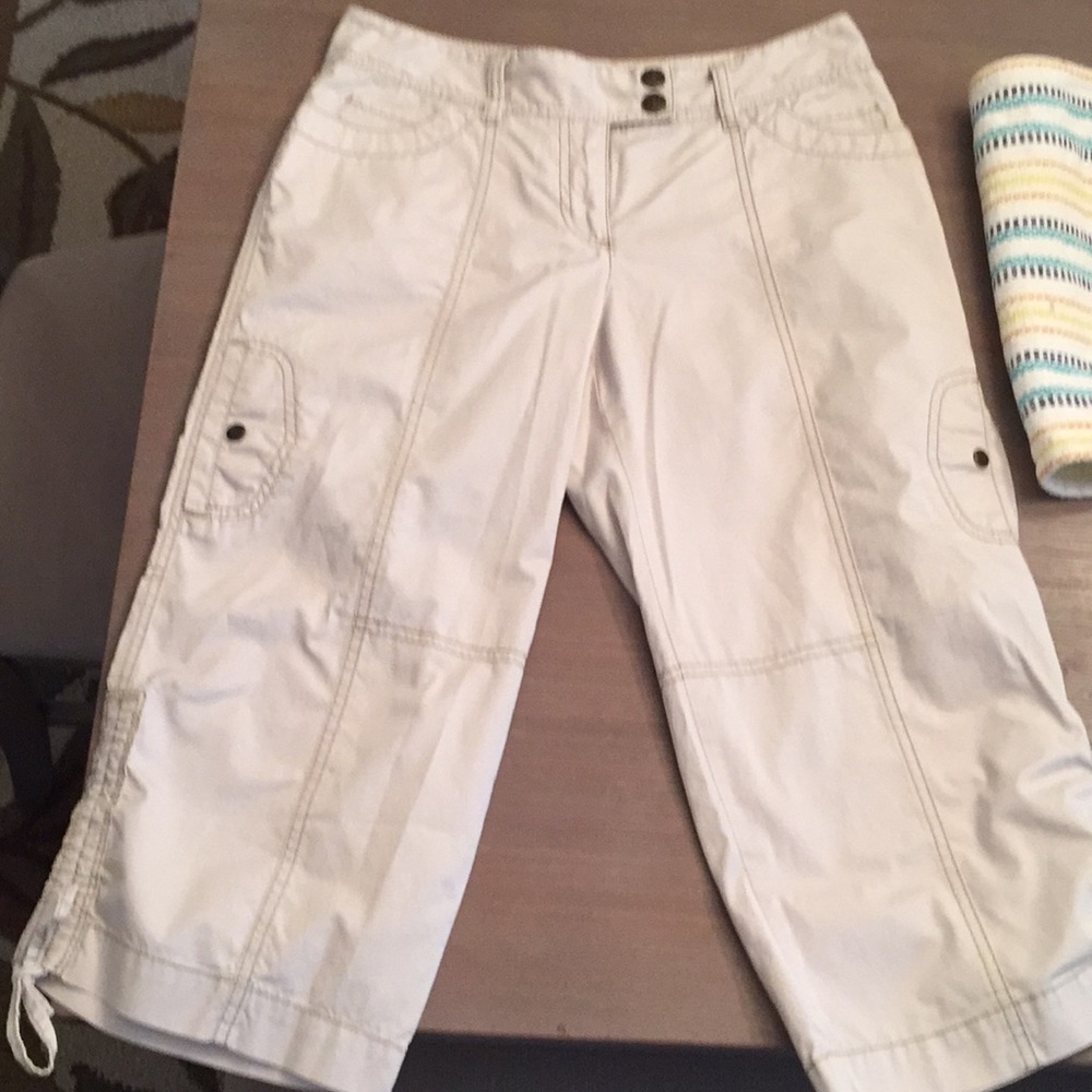 Capri pants